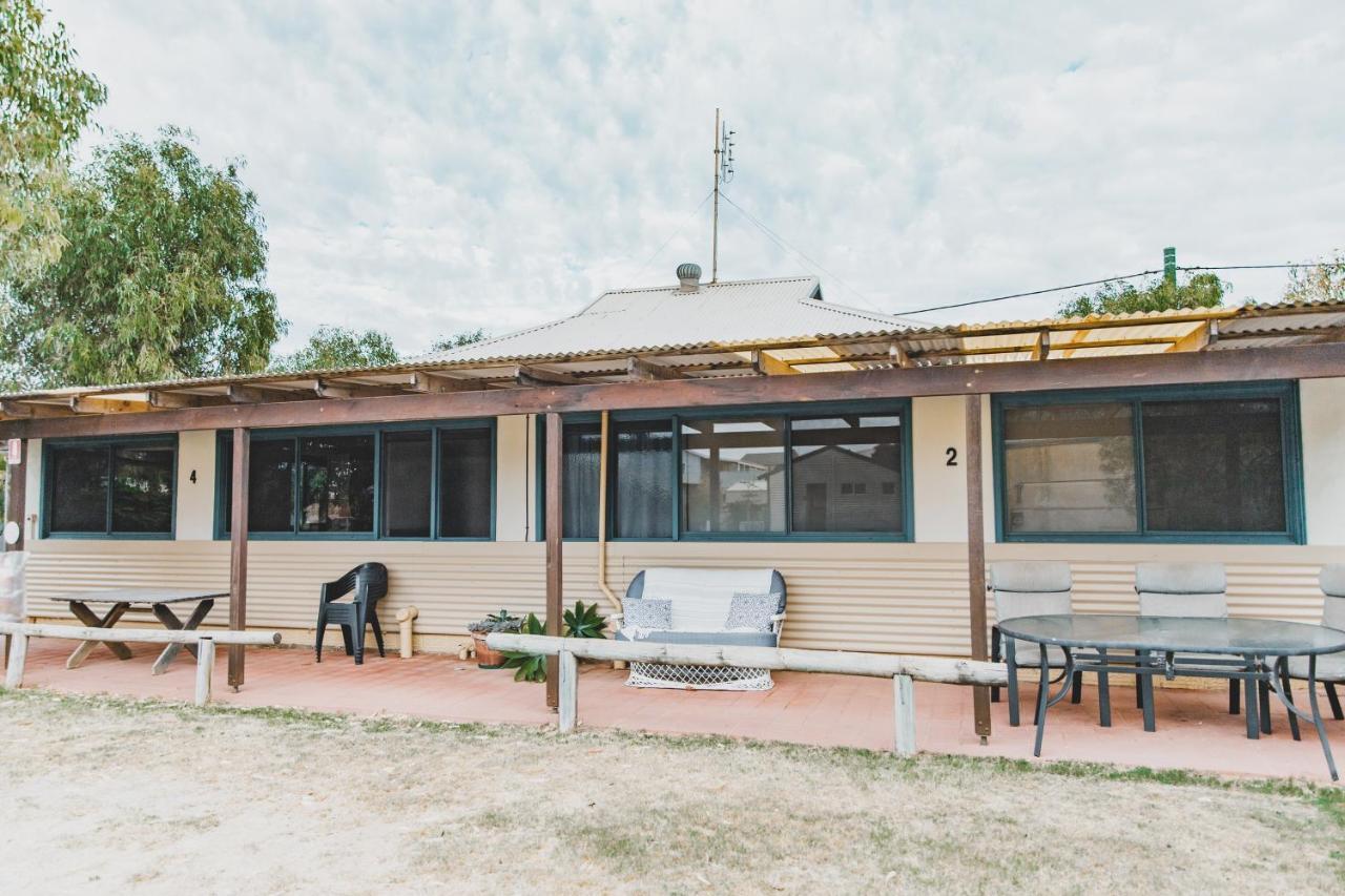 Dongara Hotel Motel Zewnętrze zdjęcie
